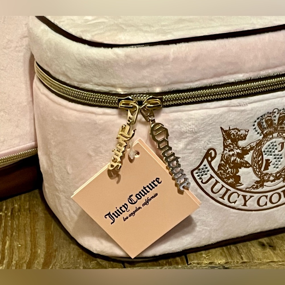 Juicy Couture Pink & Brown Matching Travel Bag Set of 2. - Picture 5 of 16